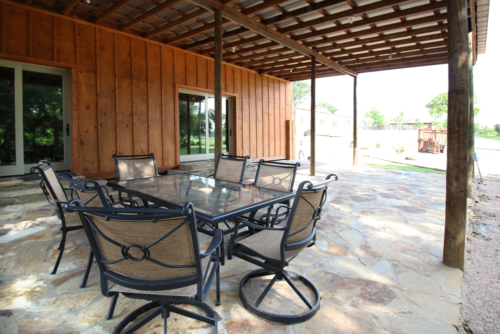 Lucky Spur Ranch – Conference Room